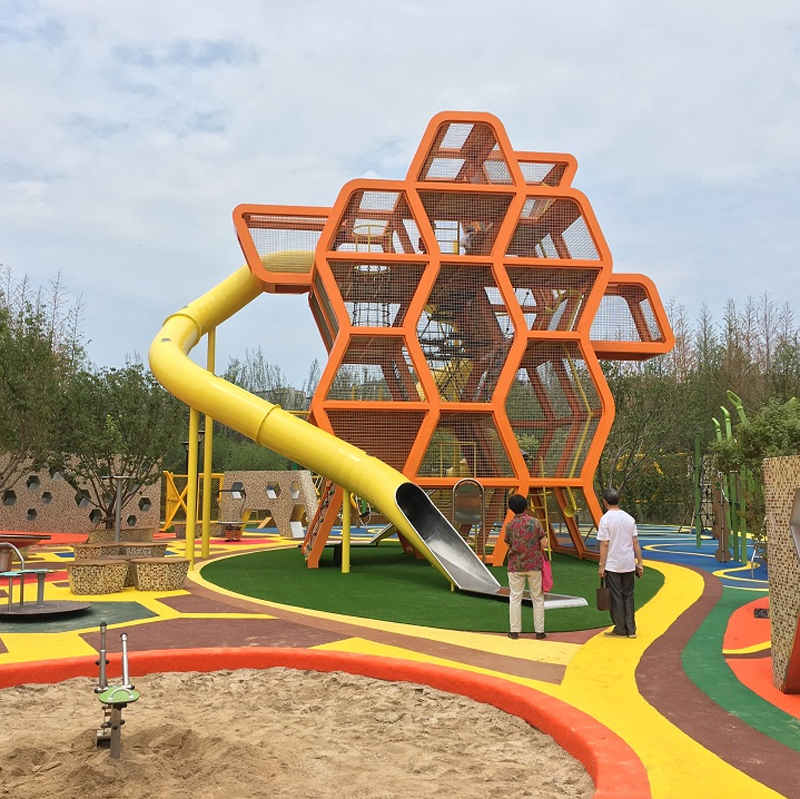 不锈钢滑梯-异型